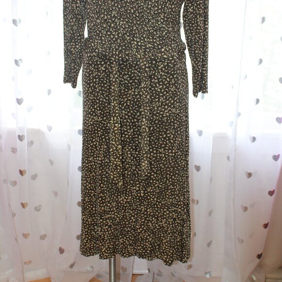 #507 Chico's Travelers Leopard Print Dress Size 2 (12) - Picture 2 of 9
